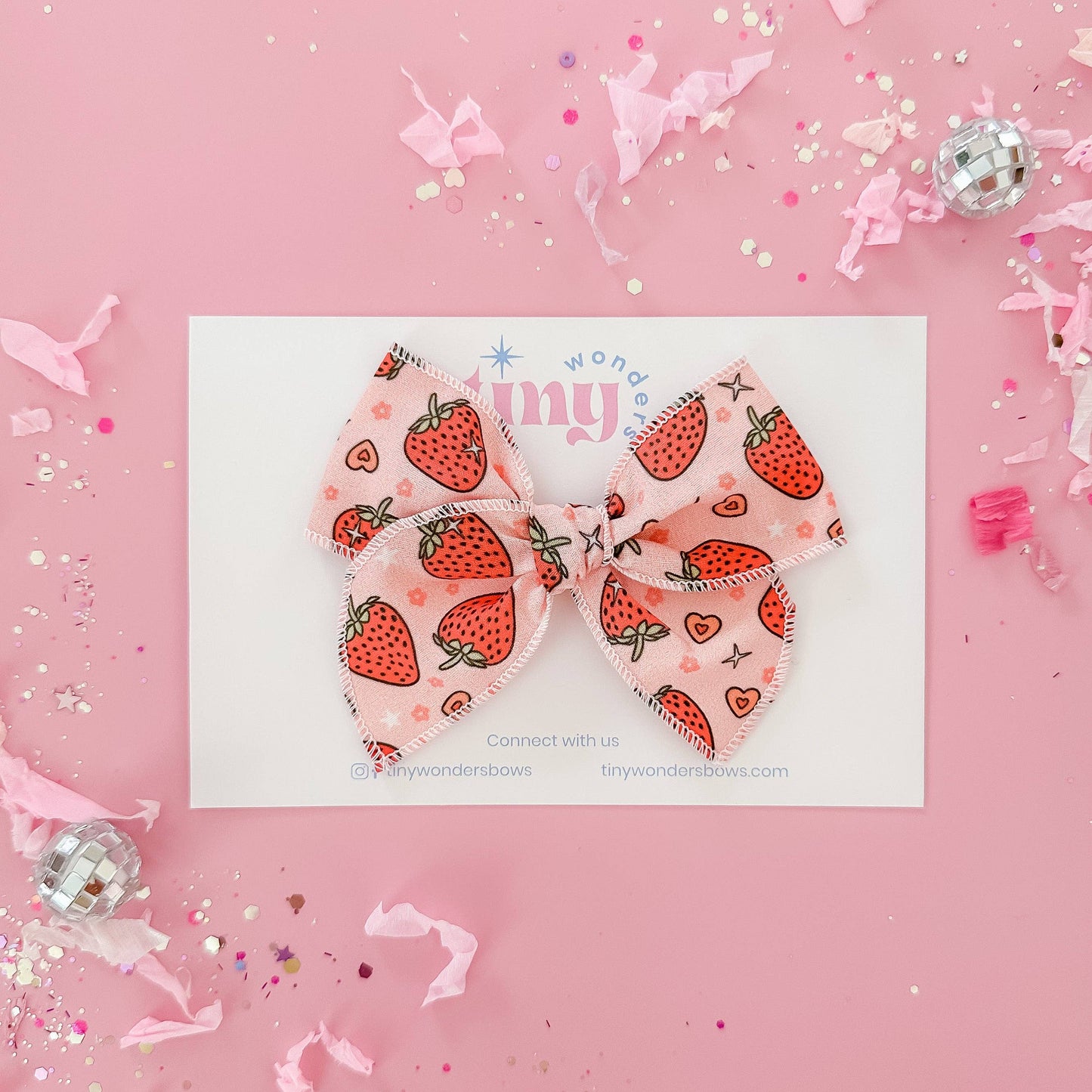 Strawberries Bow