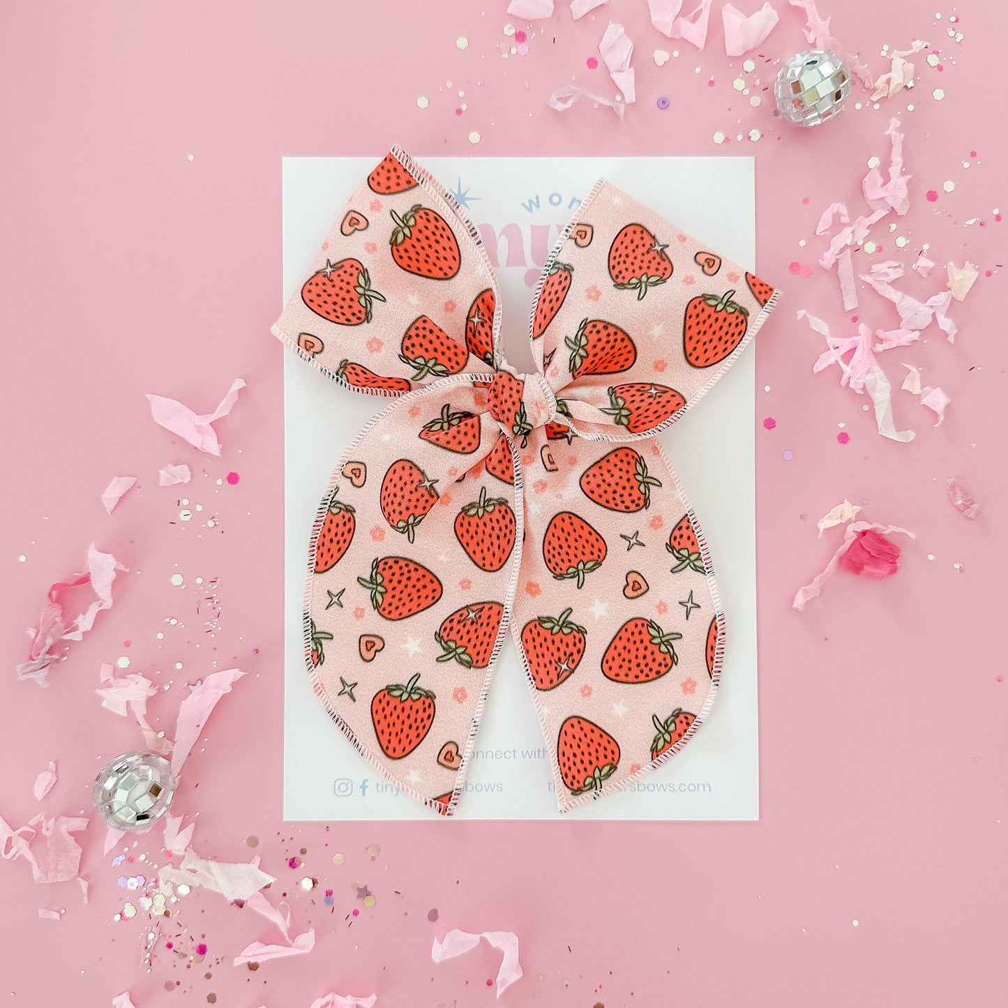Strawberries Bow
