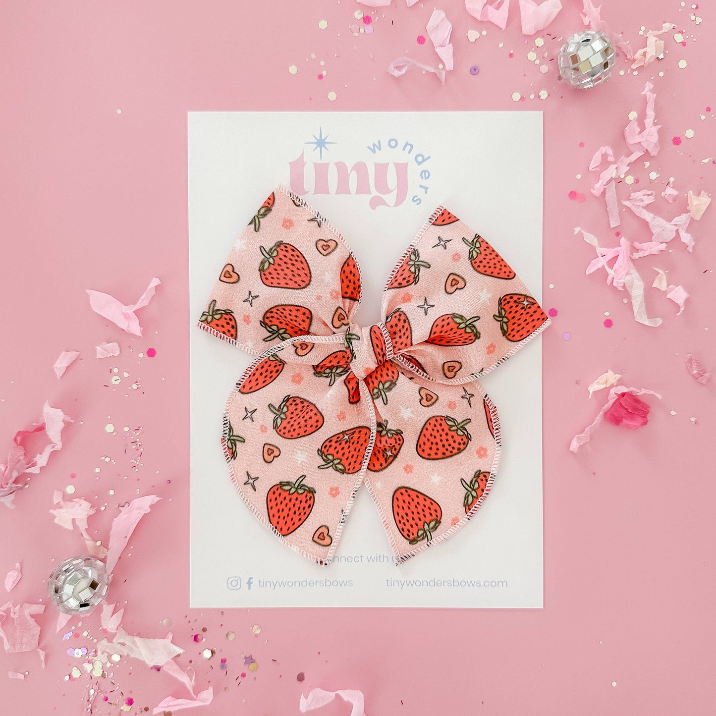 Strawberries Bow