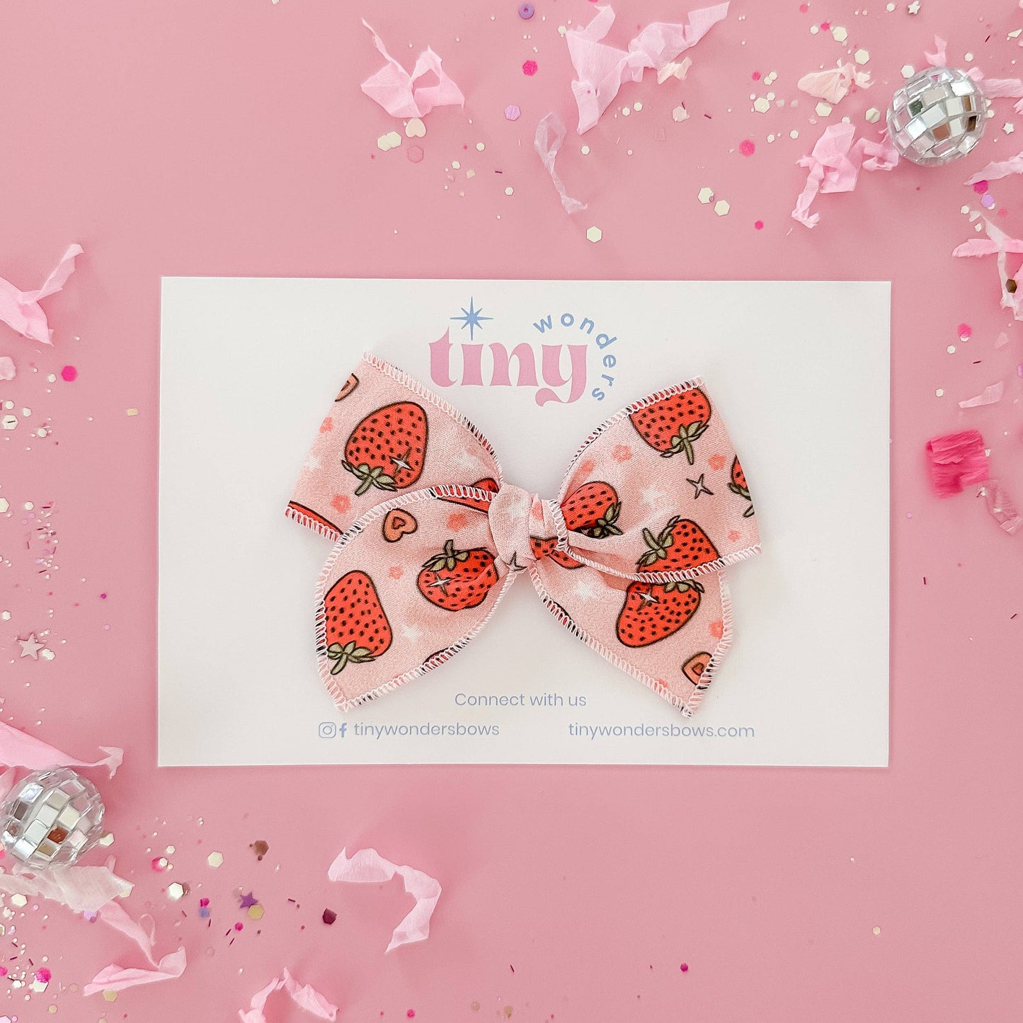 Strawberries Bow